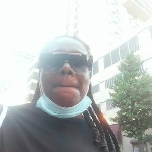 Meet your Posher, Tonya